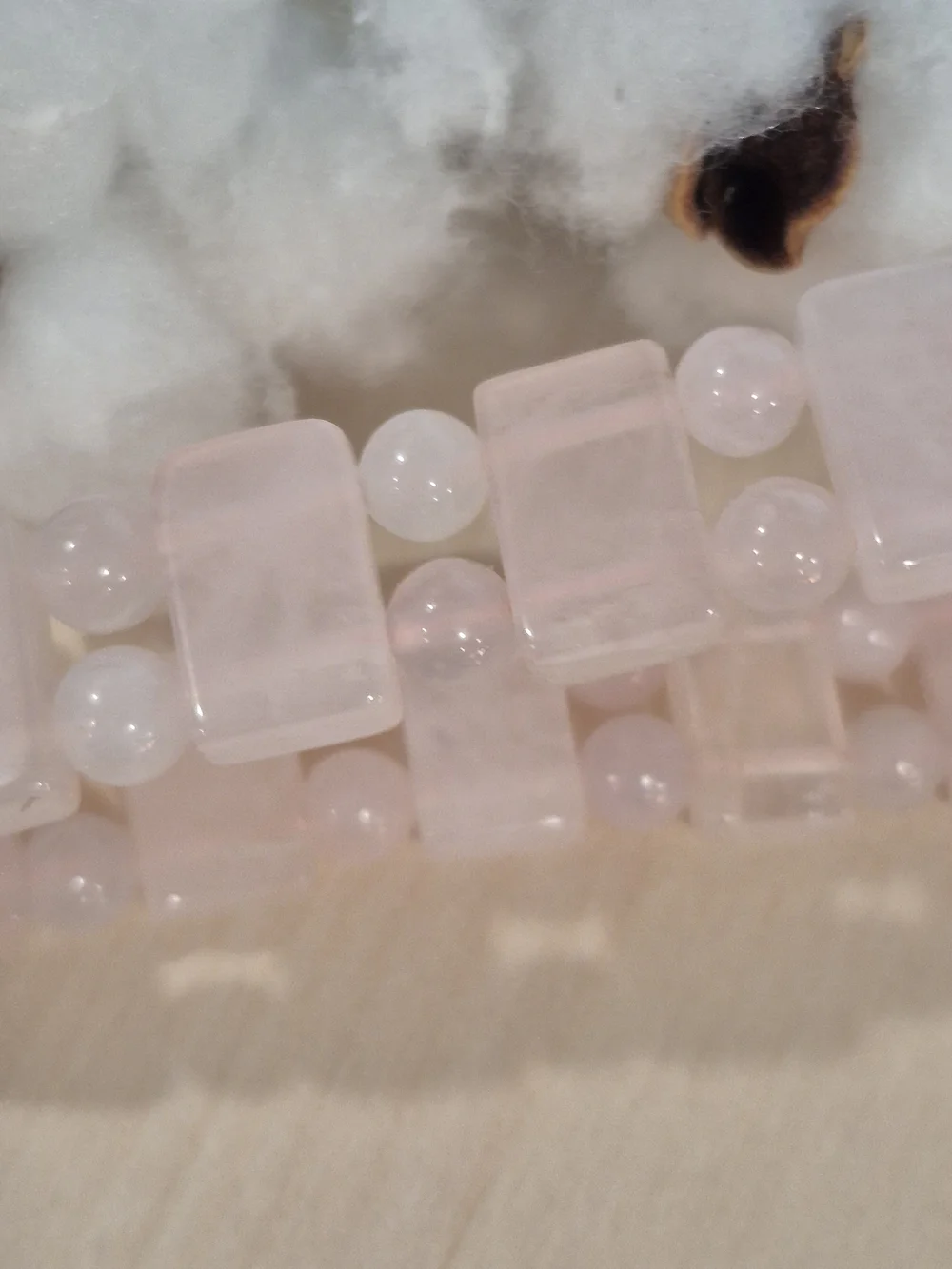 🩷🩷NEW🩷🩷 PRETTY!! Natural Stone ROSE QTZ Stretch Bracelet